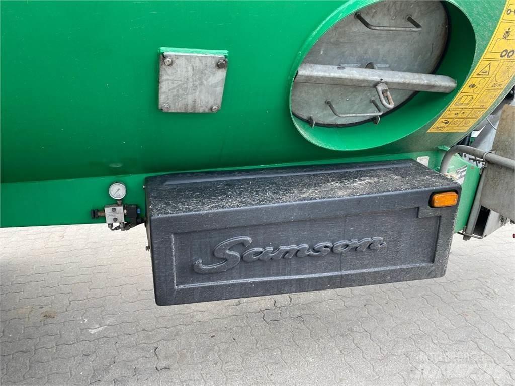 Samson PG 18 Sivi gübre ve ilaç tankerleri