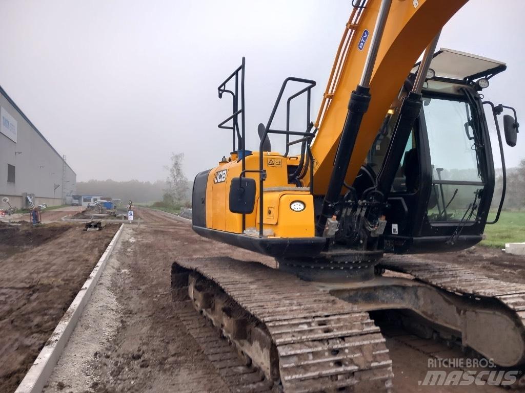 JCB JS 190 LC Paletli ekskavatörler