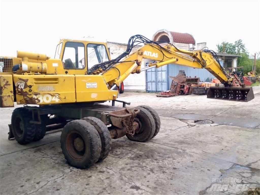 Atlas 1304 Lastik tekerli ekskavatörler