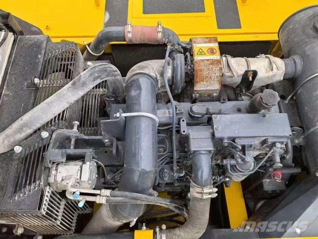 Komatsu PC 350 LC Paletli ekskavatörler