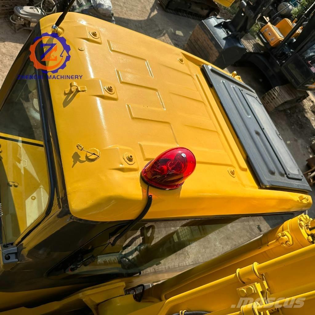 Komatsu PC 200-7 Paletli ekskavatörler