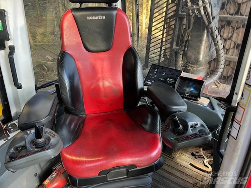 Komatsu 845 Tomruk yükleyici traktörler