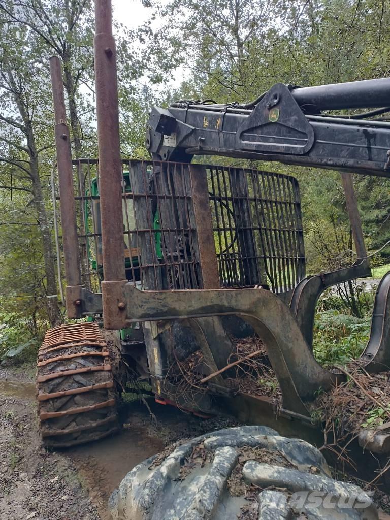 John Deere 1210 E Tomruk yükleyici traktörler