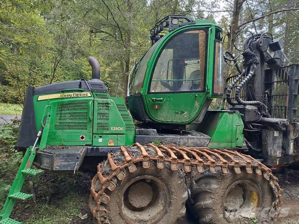 John Deere 1210 E Tomruk yükleyici traktörler