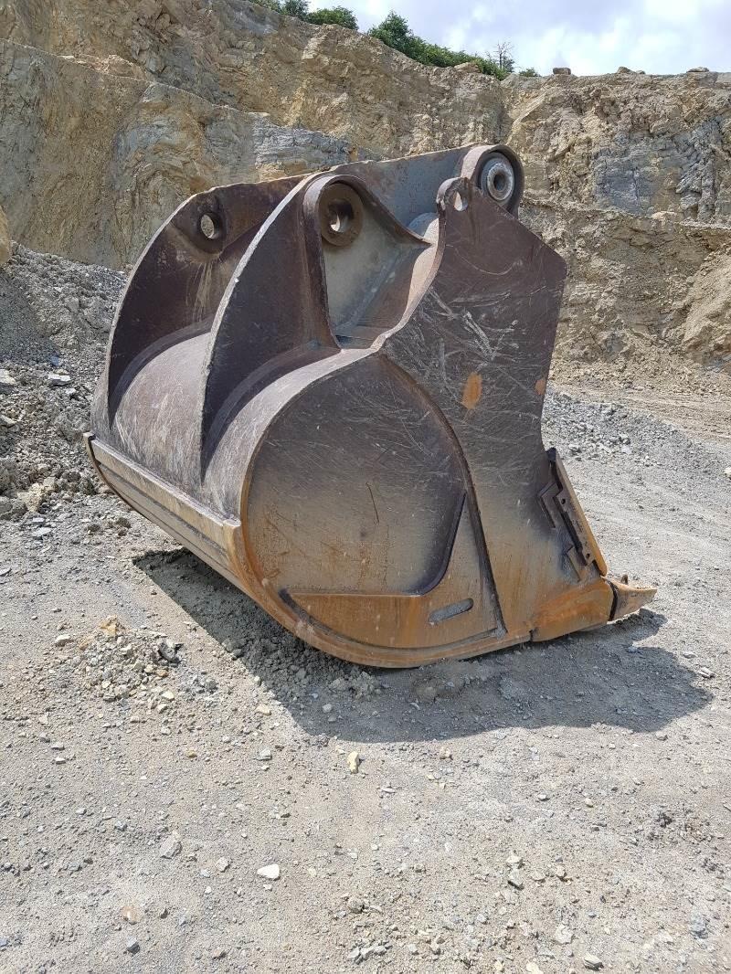 Liebherr R974 Paletli ekskavatörler