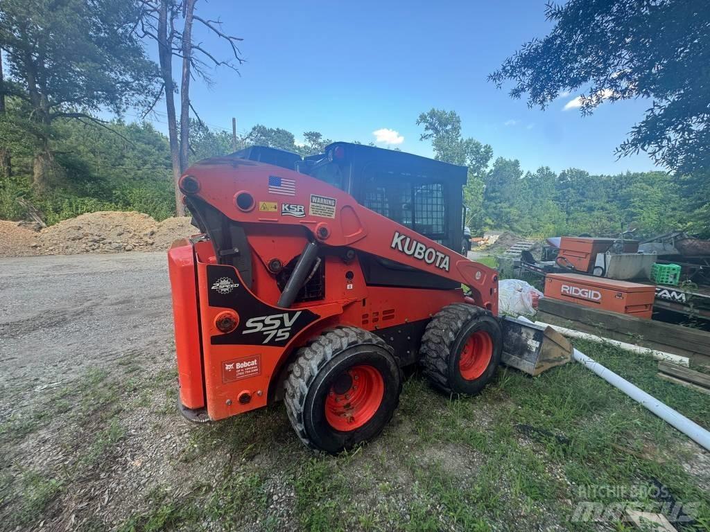 Kubota SSV 75 Skid steer loderler