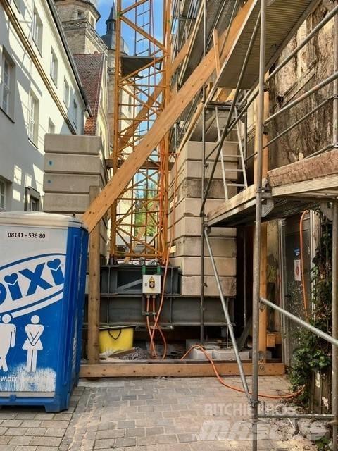 Liebherr 30 LC Kule vinçler
