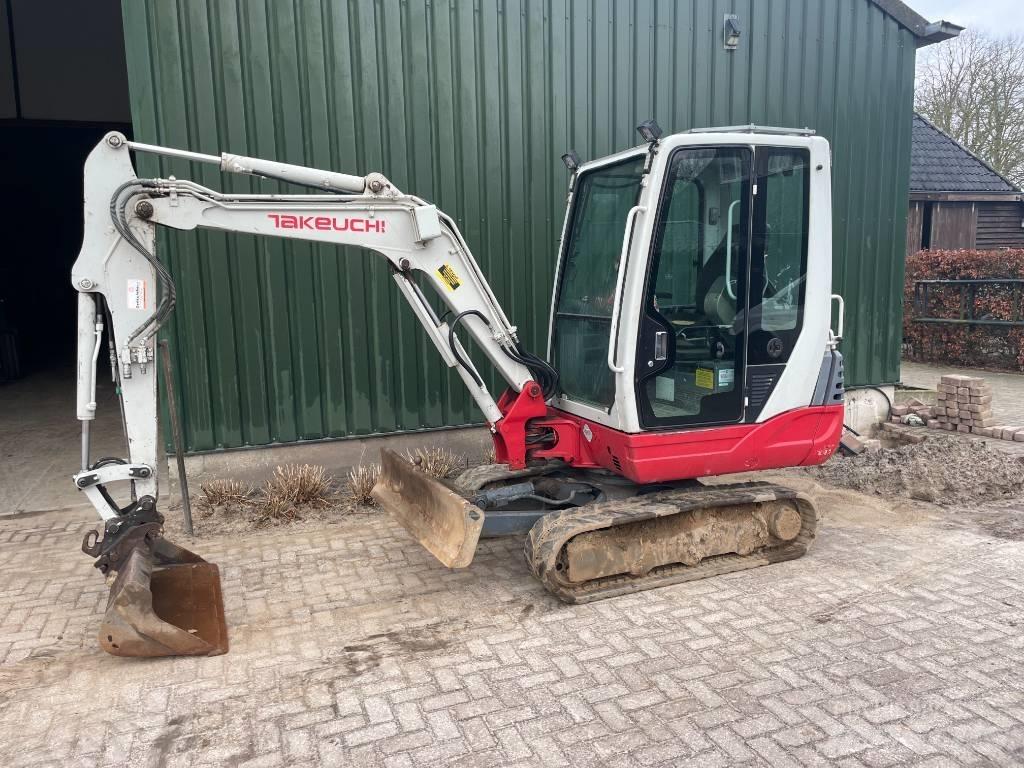 Takeuchi TB 228 Mini ekskavatörler, 7 tona dek
