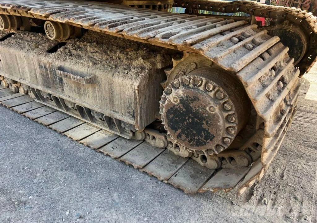 CAT 330 D L Paletli ekskavatörler