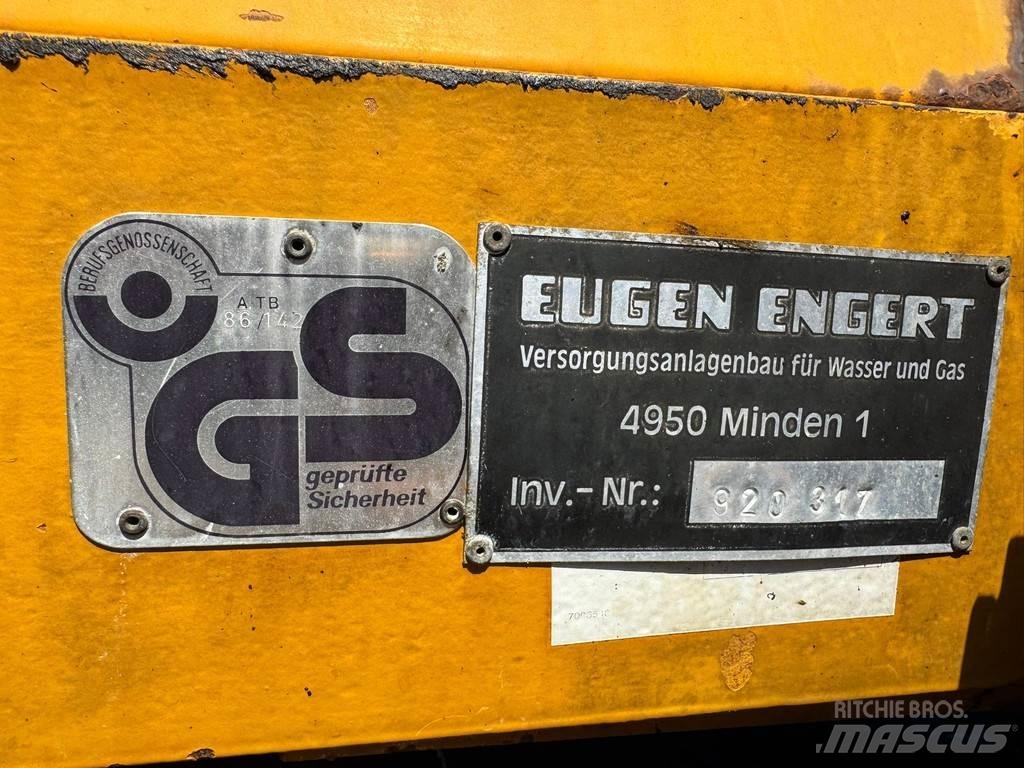 Liebherr A900C Lastik tekerli ekskavatörler