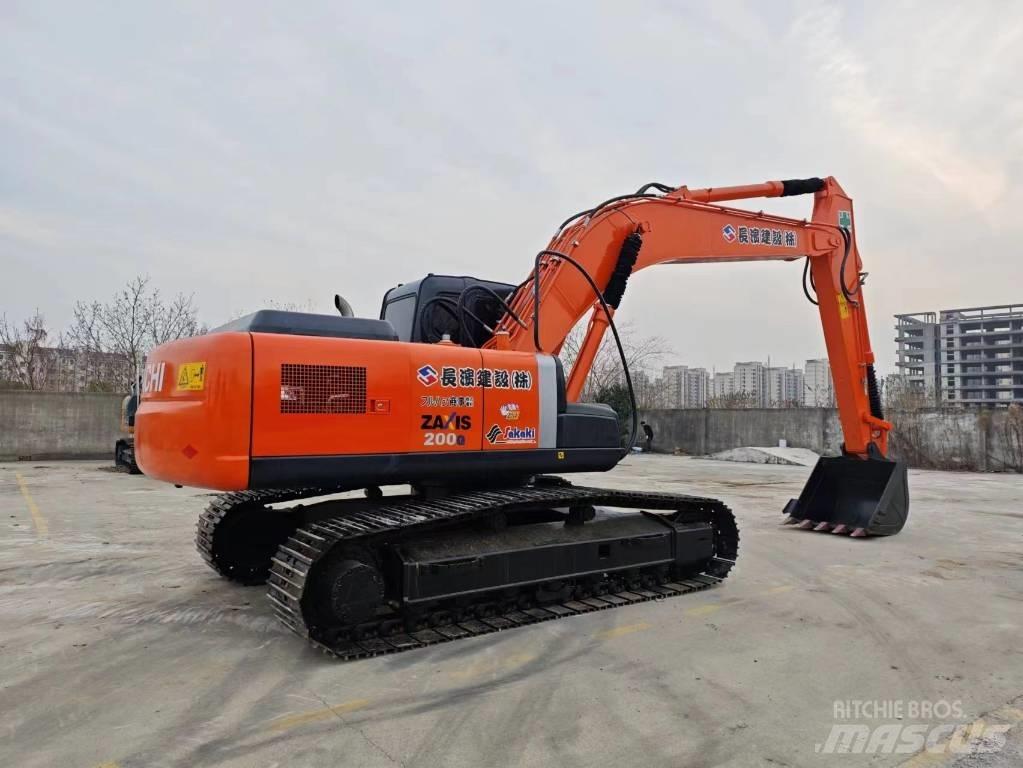 Hitachi ZX 200-6 Paletli ekskavatörler