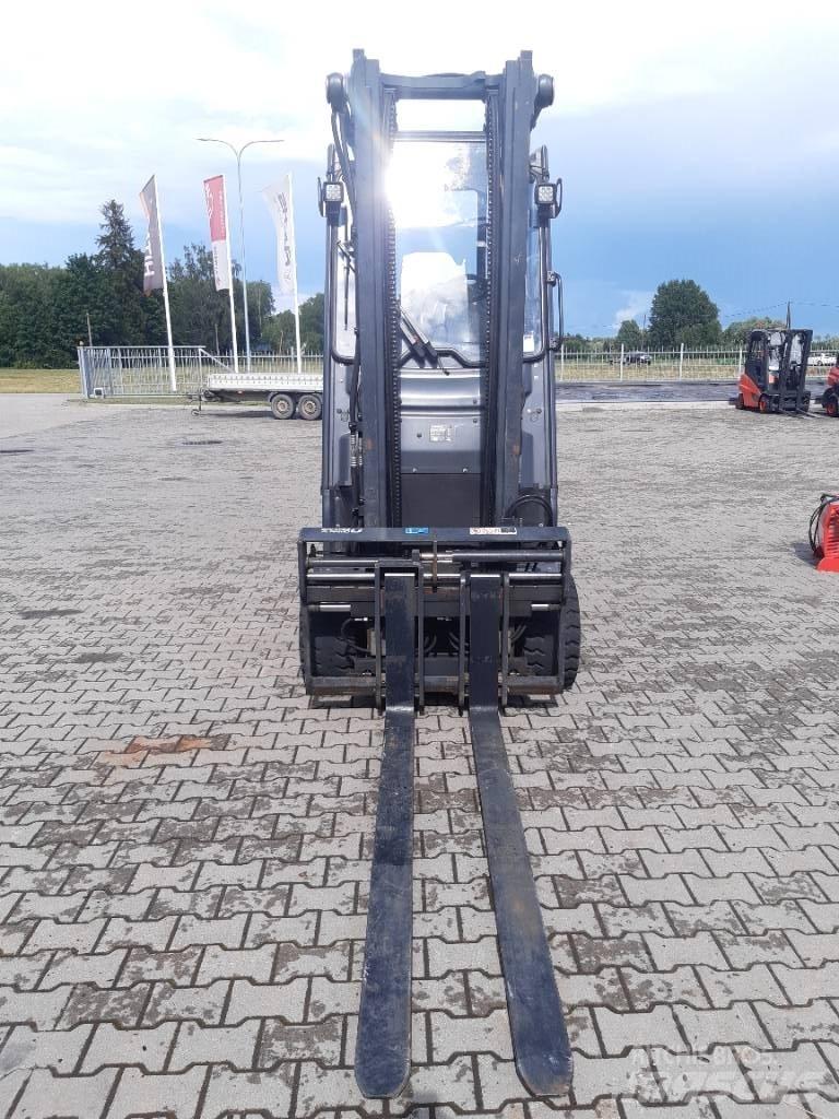 Linde E30HL Elektrikli forkliftler