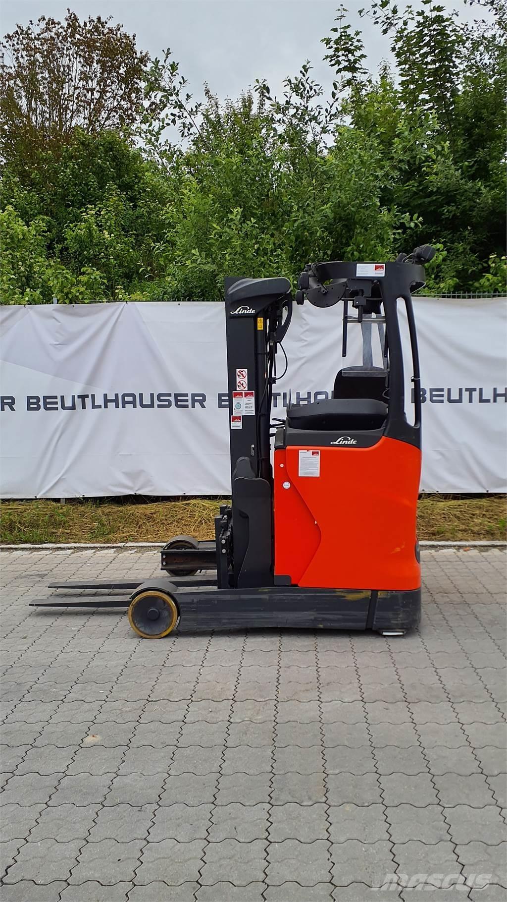 Linde R14B Reach truck - depo içi istif araçları