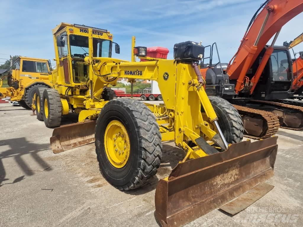 Komatsu GD 521 A-1 Greyderler