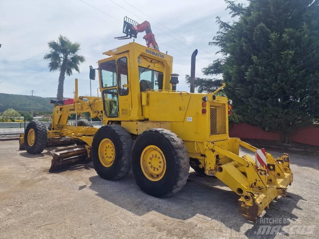 Komatsu GD 521 A-1 Greyderler