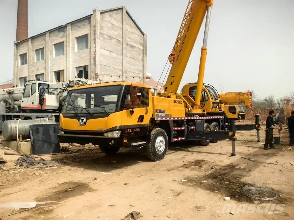 XCMG QY25K5D_1 Yol-Arazi Tipi Vinçler (AT)