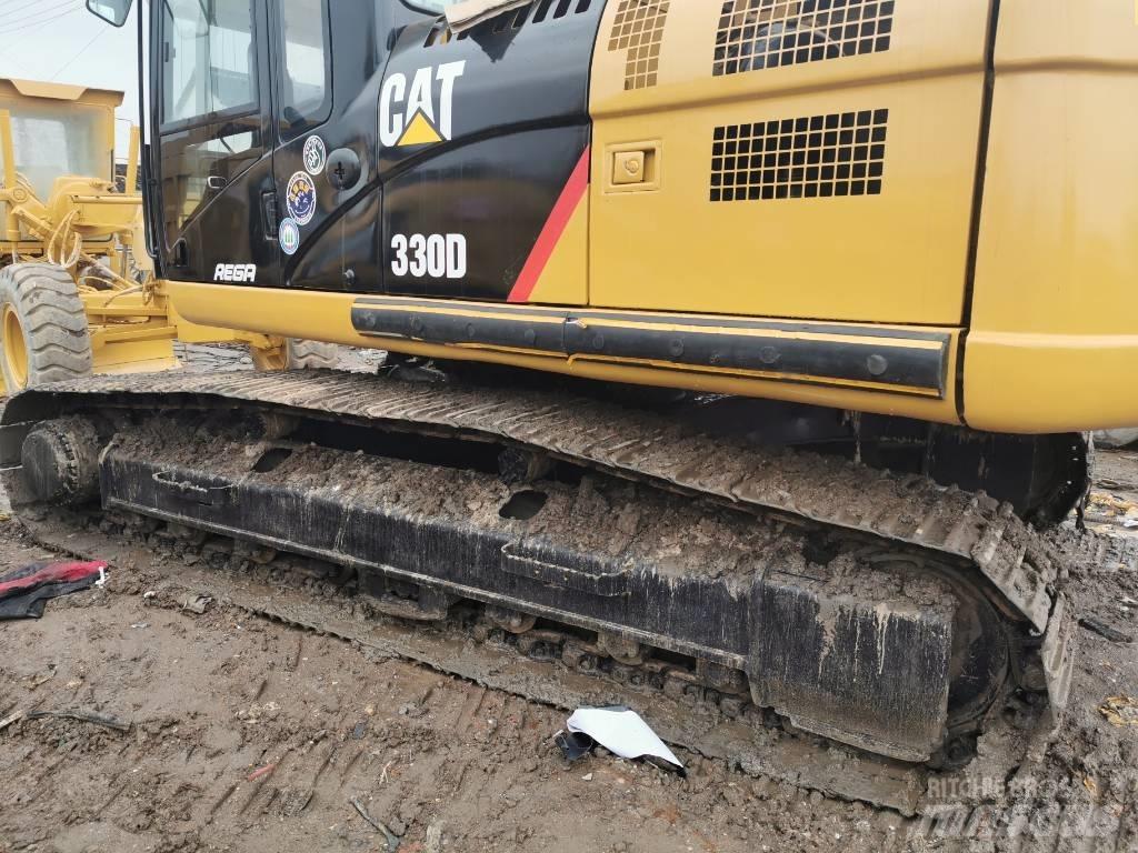 CAT 330DL Paletli ekskavatörler