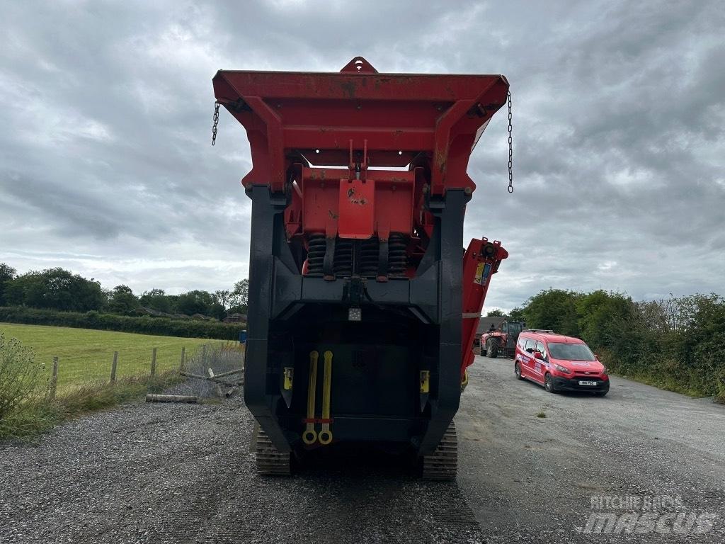 Sandvik QJ 241 Gezer kırıcılar