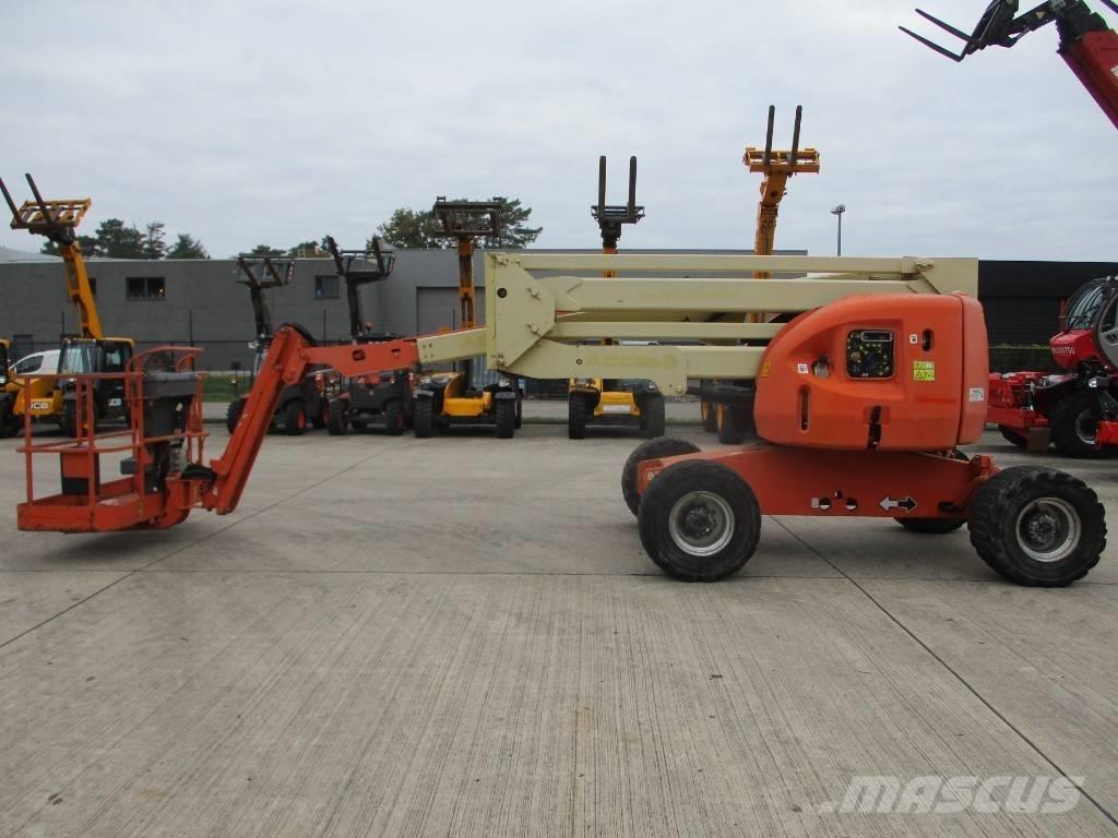 JLG 510 AJ (390) Kompakt kendinden tahrikli personel platformları