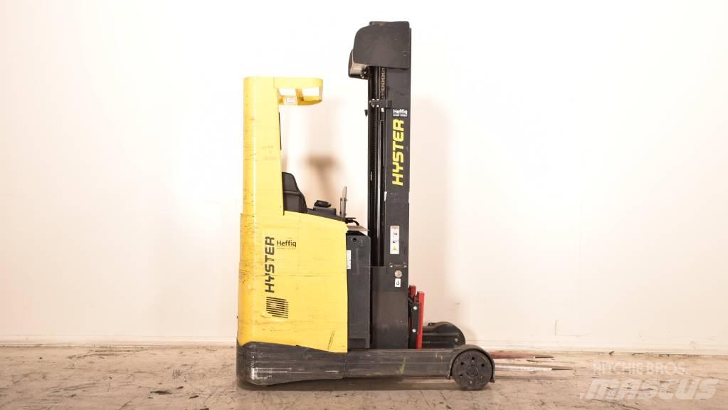 Hyster R 1.6 Reach truck - depo içi istif araçları