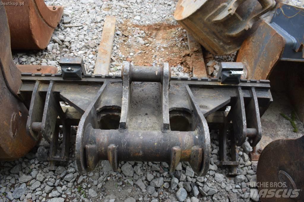 Komatsu PW118MR-11 Lastik tekerli ekskavatörler