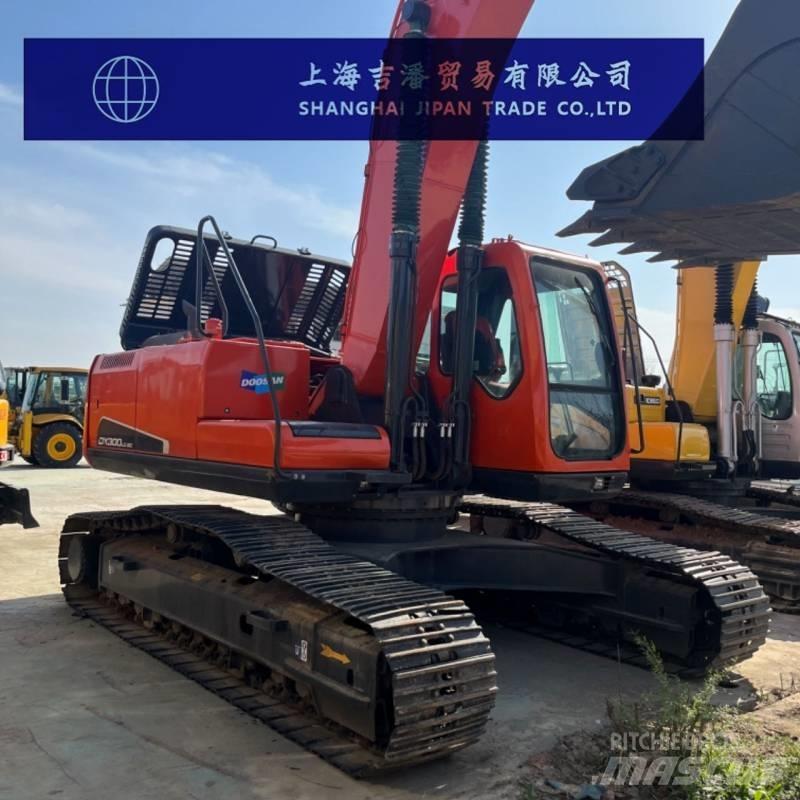 Doosan DX 300 Paletli ekskavatörler