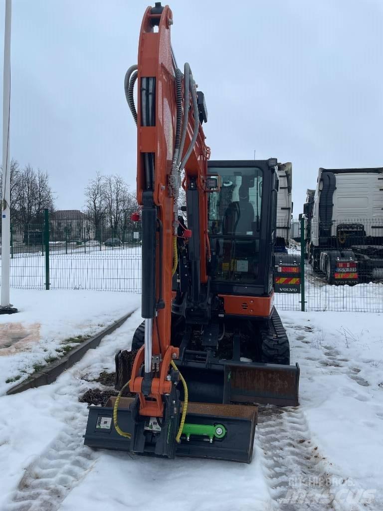 Hitachi ZX 38 U-6 Mini ekskavatörler, 7 tona dek