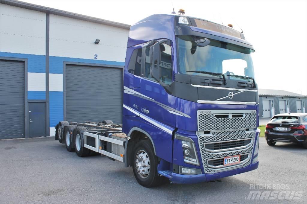 Volvo FH16 600  8x4*4 Çekiciler