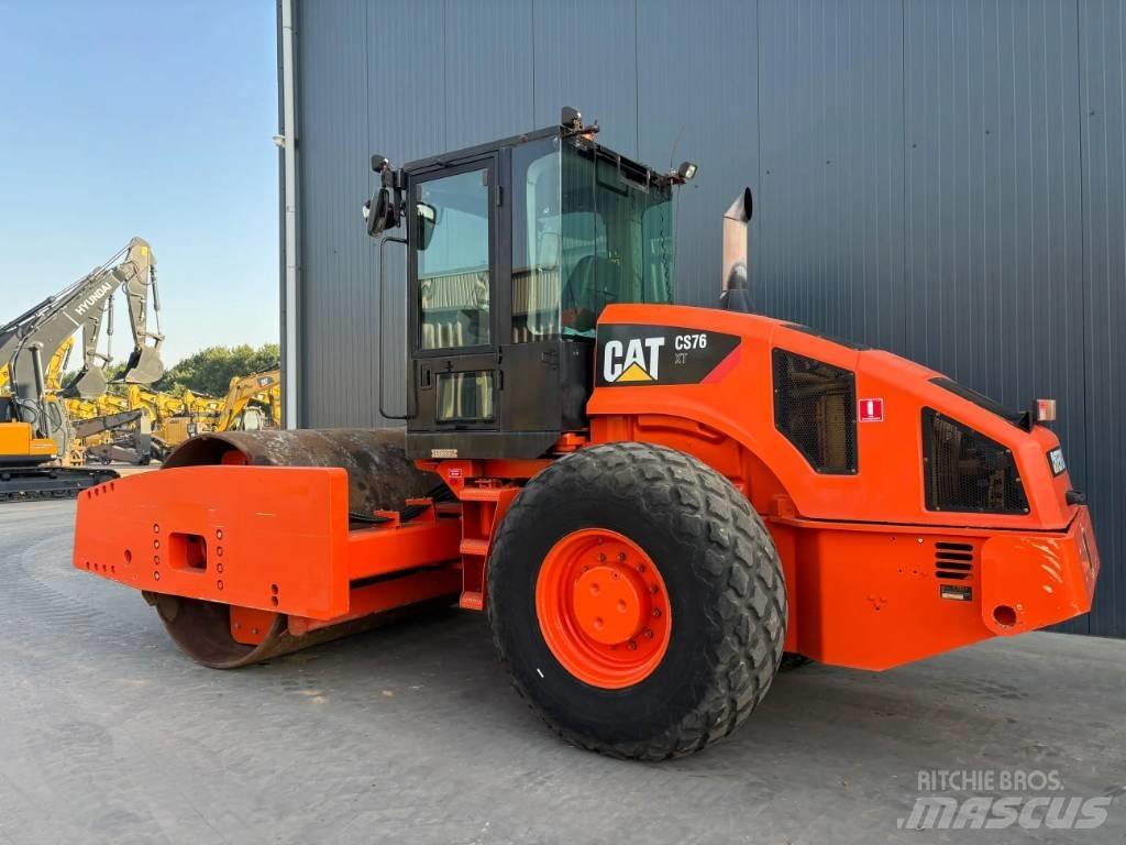 CAT CS76 XT Çift tamburlu silindirler