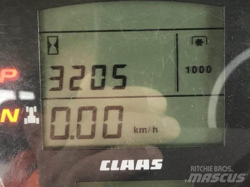 CLAAS AXION 850 Traktörler