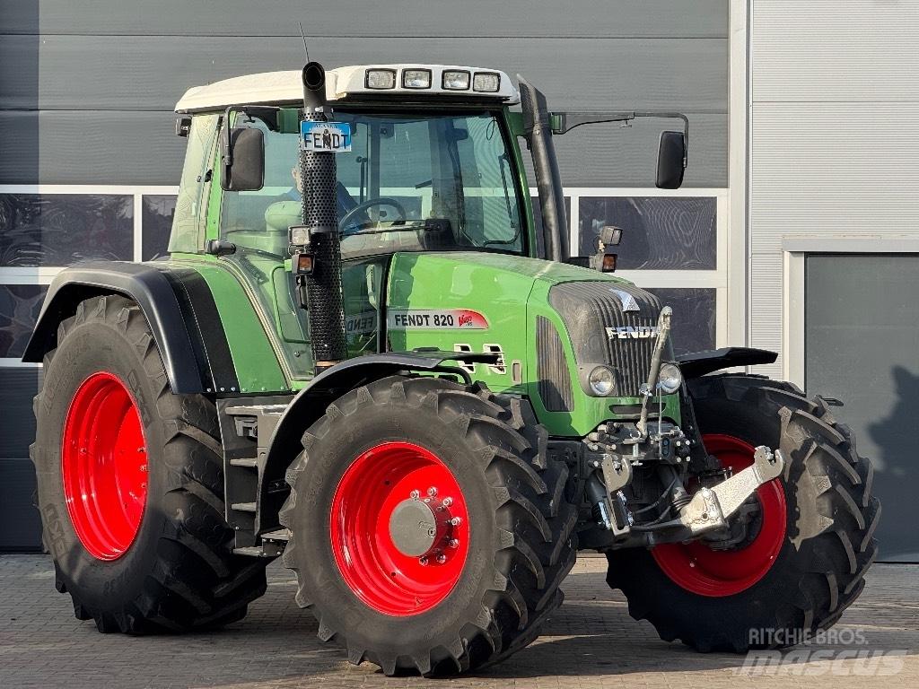 Fendt 820 Vario TMS Traktörler