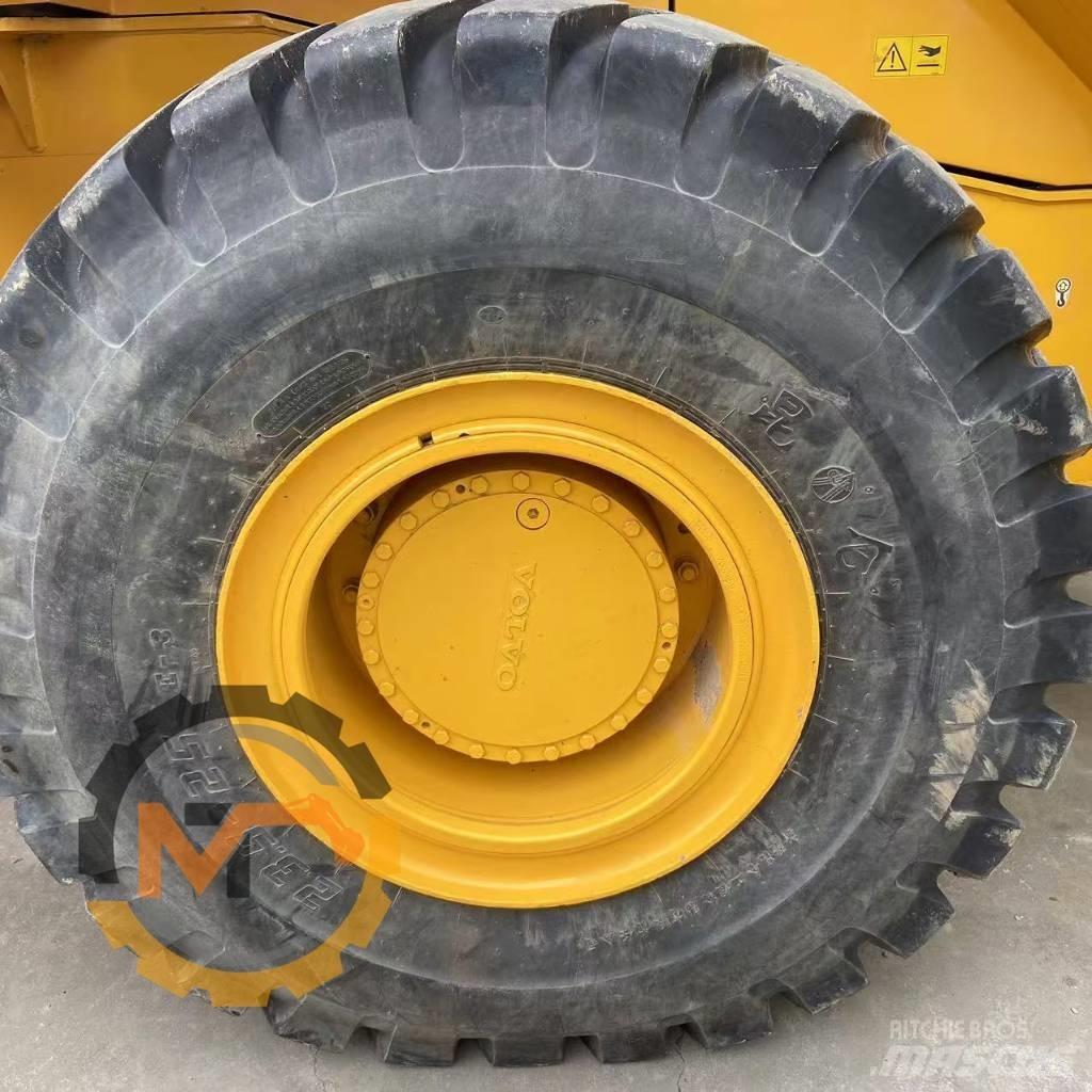 Volvo L 105 Tekerlekli yükleyiciler