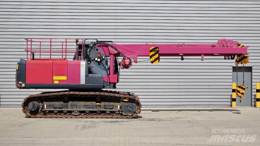Hitachi ZX 210 LC-3 Paletli vinçler