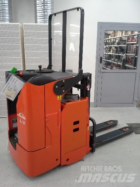 Linde L12LS-03 Akülü depo ekipmanları
