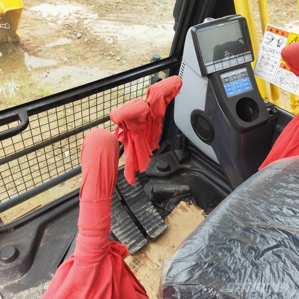 Komatsu PC200-8 Paletli ekskavatörler