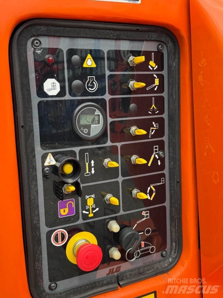 JLG E 450 AJ Körüklü personel platformları