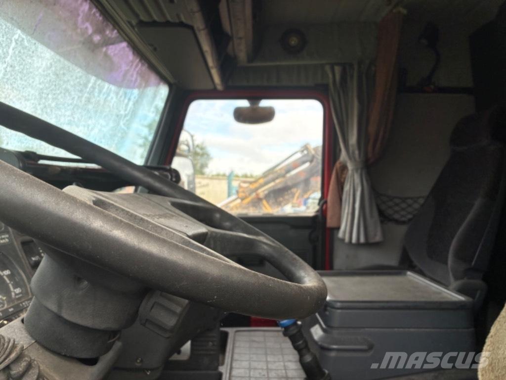 Scania R 143E Çekiciler