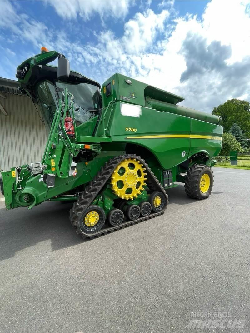 John Deere S780i Biçerdöverler