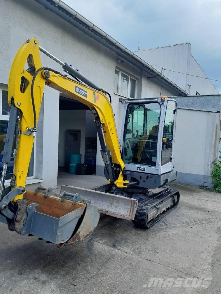 Wacker Neuson ET 35 Paletli ekskavatörler