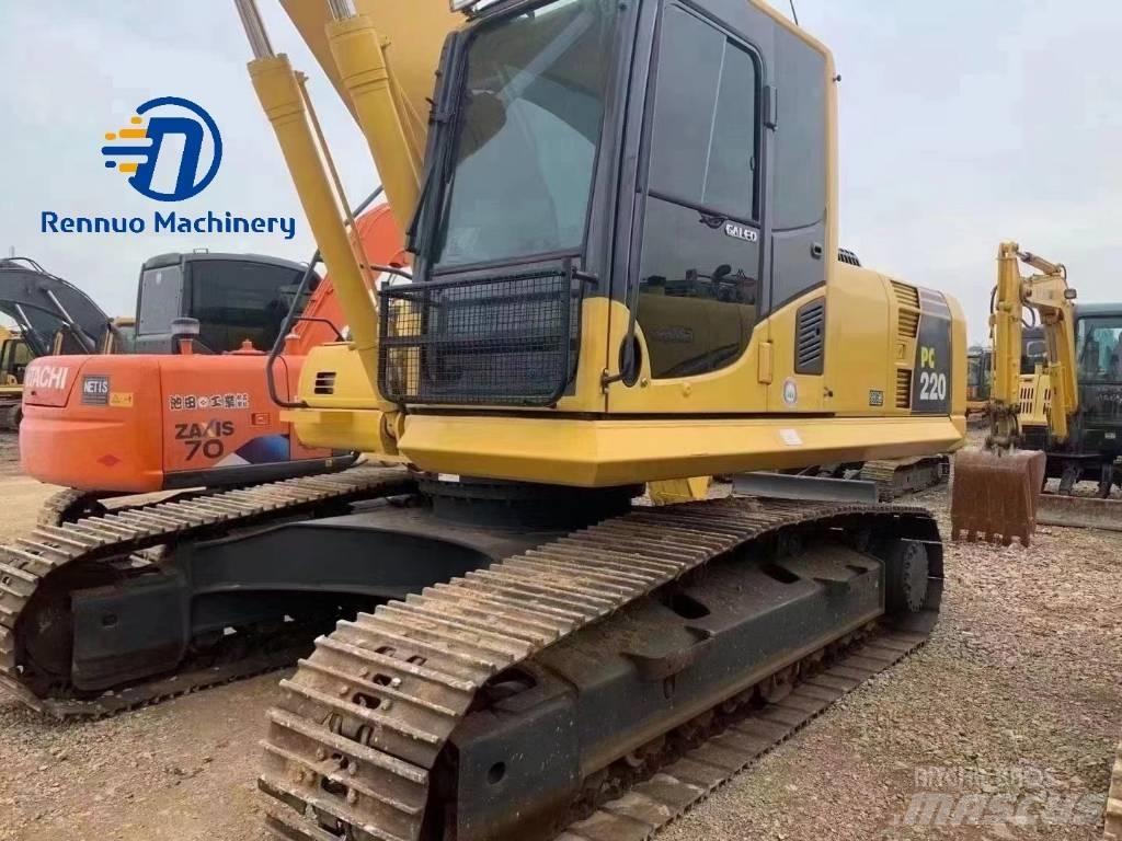 Komatsu PC 220-8 Paletli ekskavatörler