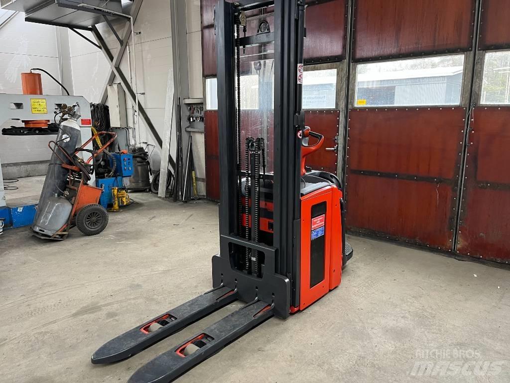 Linde L14AP Akülü depo ekipmanları