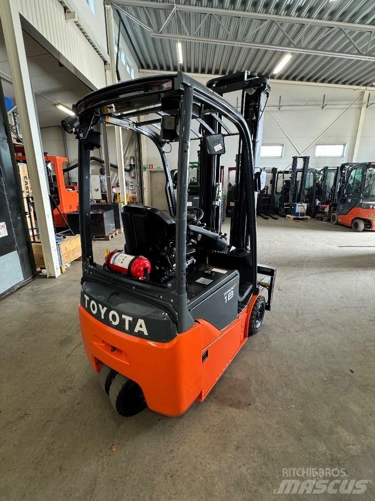 Toyota 8FBEK18T Elektrikli forkliftler