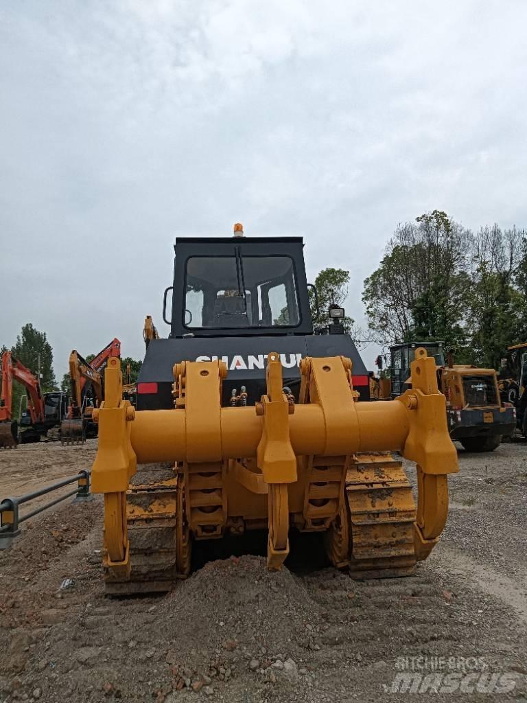 Shantui SD 22 Paletli dozerler