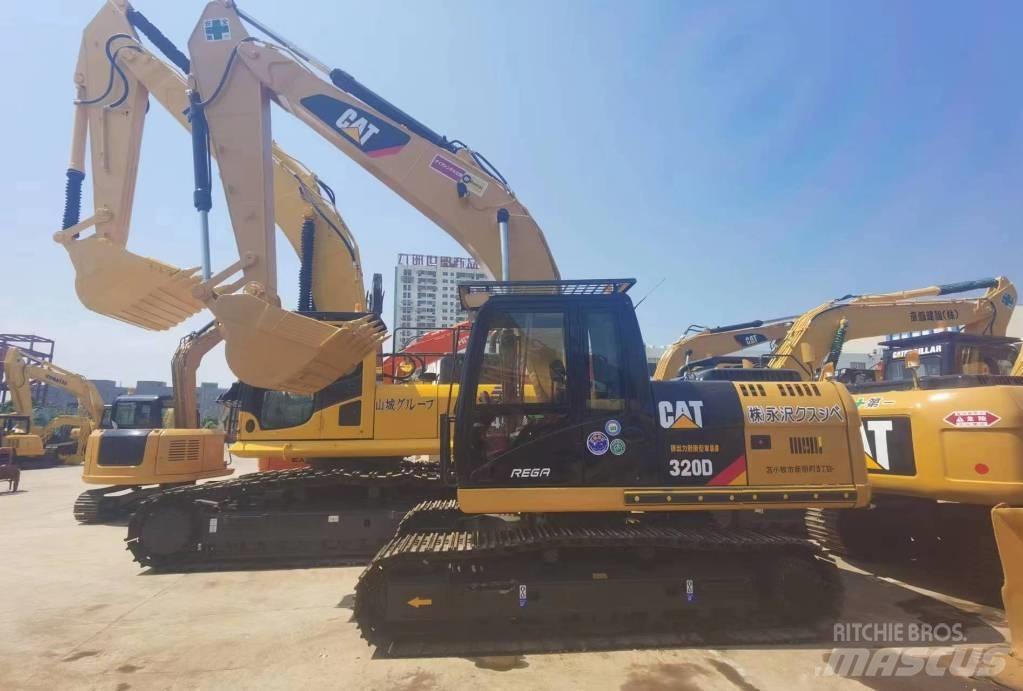 CAT 320 D Paletli ekskavatörler