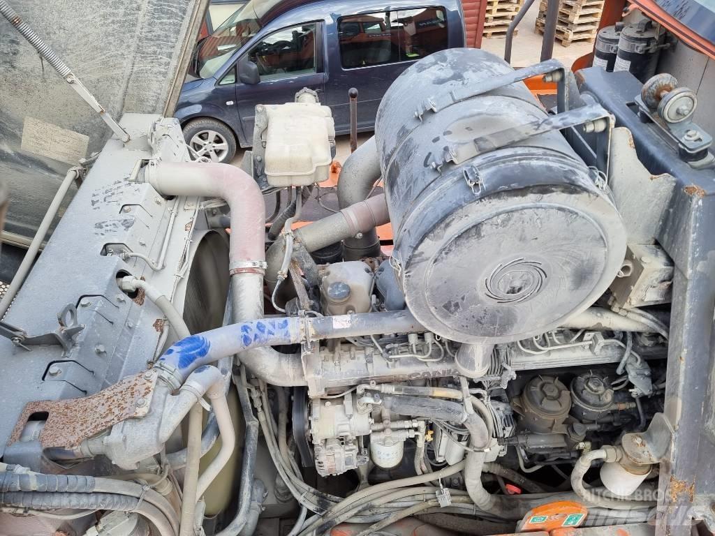 Doosan DA 40 6x6 Belden kirma kaya kamyonu