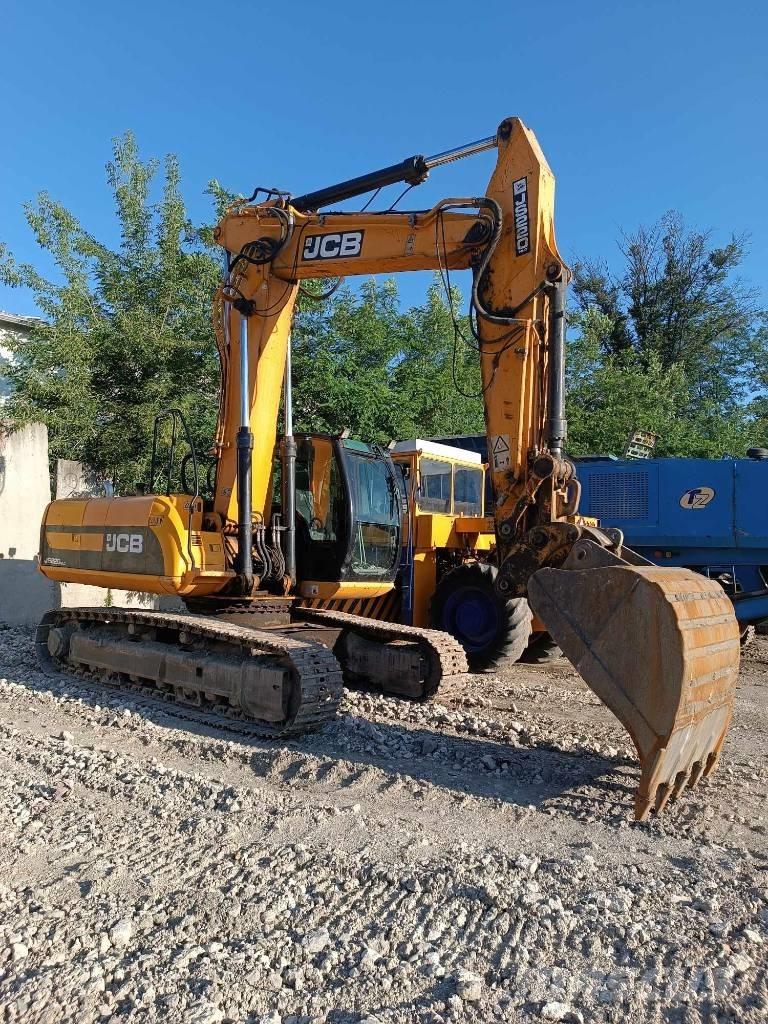 JCB JS 220 N LC Paletli ekskavatörler