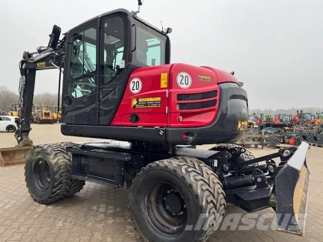 Yanmar B 110 W Lastik tekerli ekskavatörler
