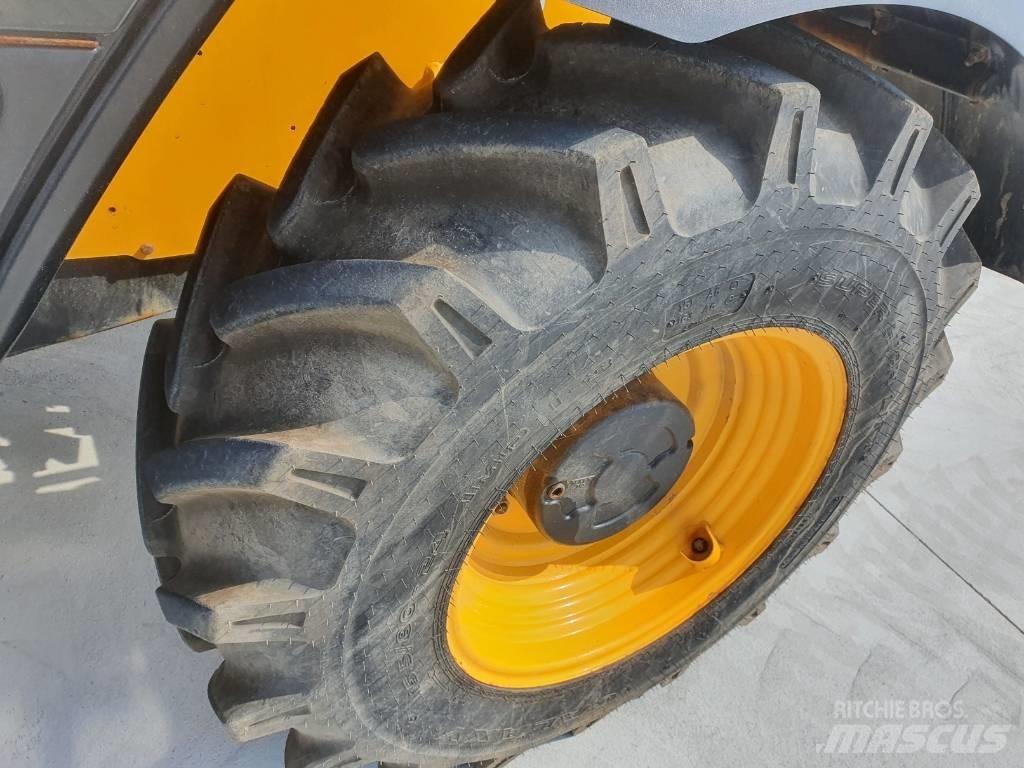 JCB 531-70 - BC25 Teleskopik yükleyiciler