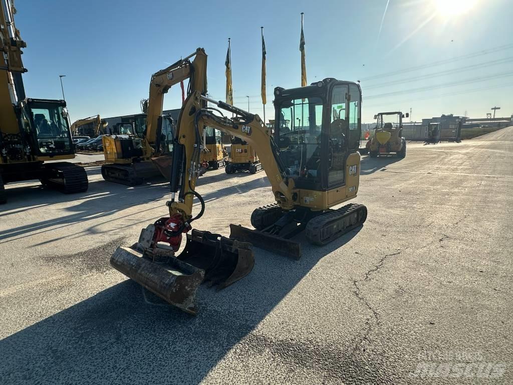 CAT 301.8 Mini ekskavatörler, 7 tona dek