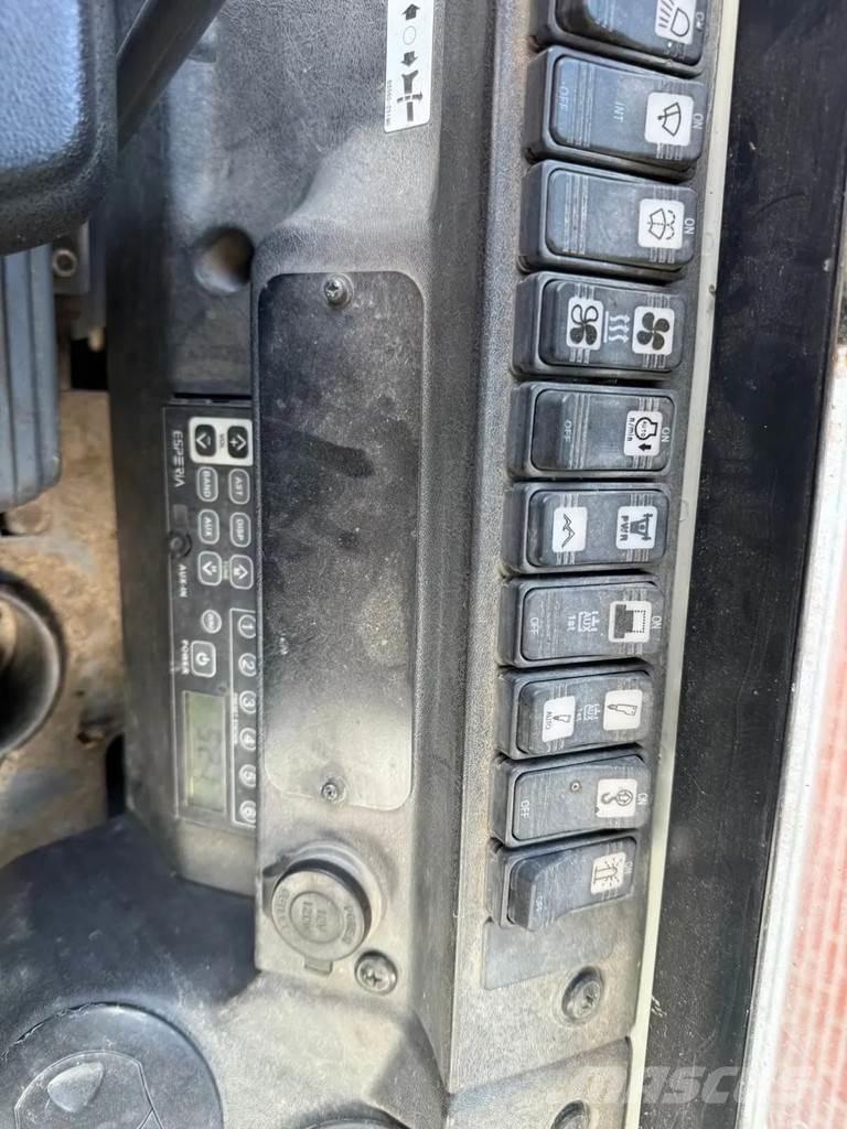 Takeuchi TB230 Paletli ekskavatörler